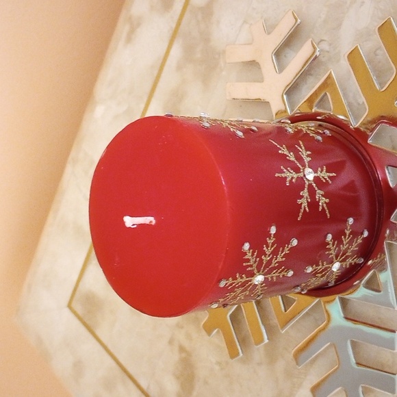 Burgundy Pillar Candle With Chrome Snowflake Stand - Picture 2 of 14